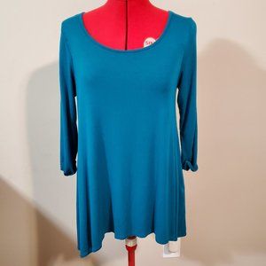 “Corner Clothing” Teal Green High-Low Tunic – M